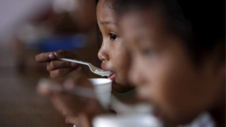 Tap cash transfer to feed more public school kids – Recto