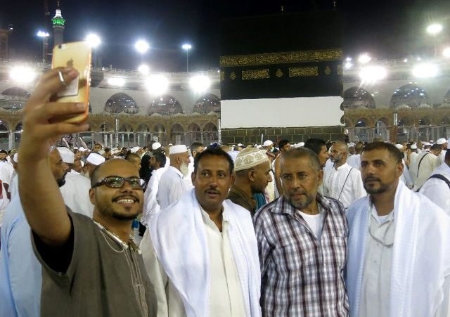 From prayer beads to clocks, the retail rites of hajj