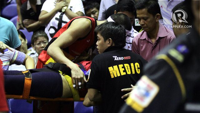 Mother of Arwind Santos collapses during SMB-TNT game