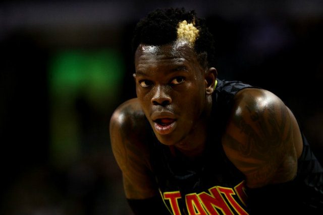 Hawks snap skid with win over Suns