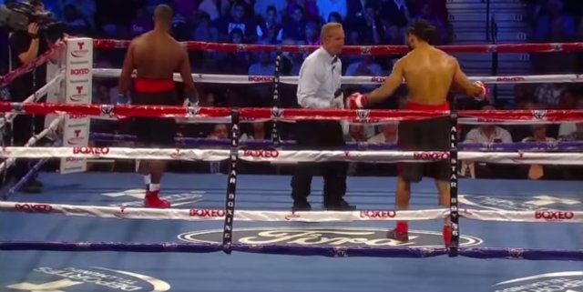 WATCH: Boxer’s cellphone falls out of trunks in fight