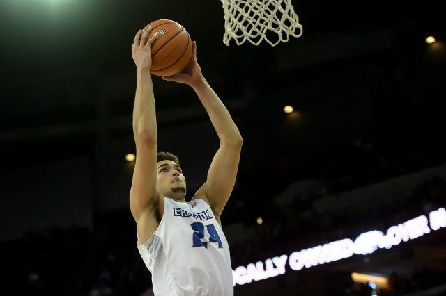 Kobe Paras plays limited minutes in first official Creighton game