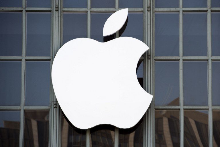 Apple reports higher profits, unveils big share buyback