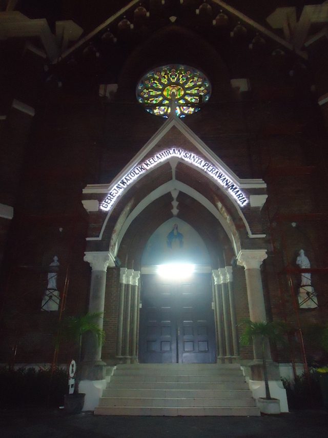 Gereja Katolik Kepanjen, Surabaya, Jawa Timur. Foto oleh Kartika Ikawati.  