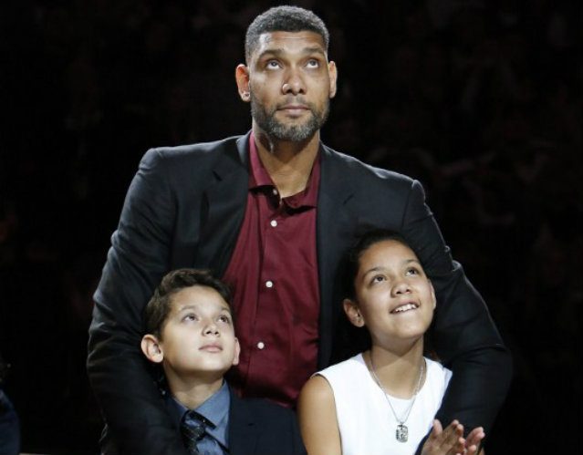 Spurs honor Tim Duncan’s jersey retirement with win over Pelicans