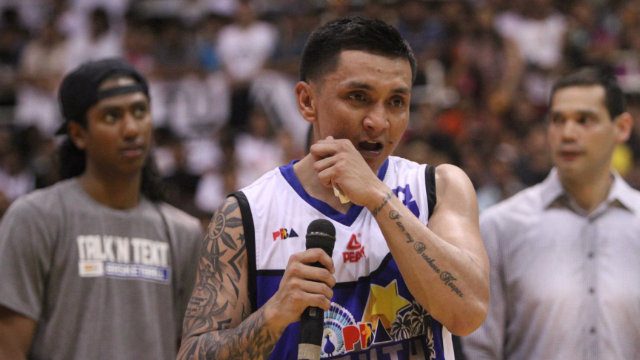 Talk ‘N Text retires Alapag’s jersey