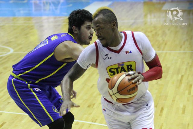 Can Marqus Blakely (R) lead the Hotshots to a third straight Governors' Cup title? Photo by Czeasar Dancel/Rappler 