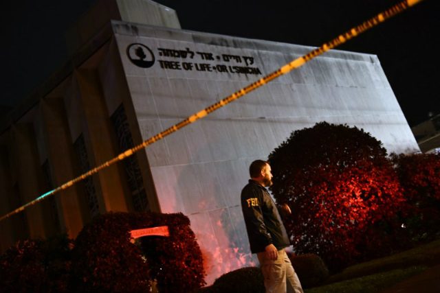 Pope Francis says U.S. synagogue attack ‘inhuman act of violence’