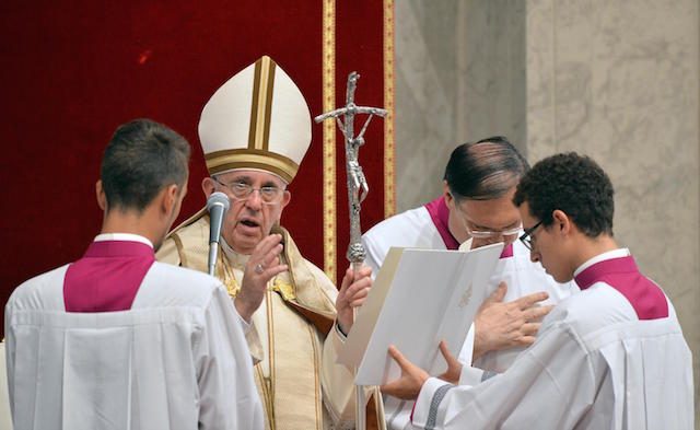Paus izinkan pastor ampuni pelaku aborsi