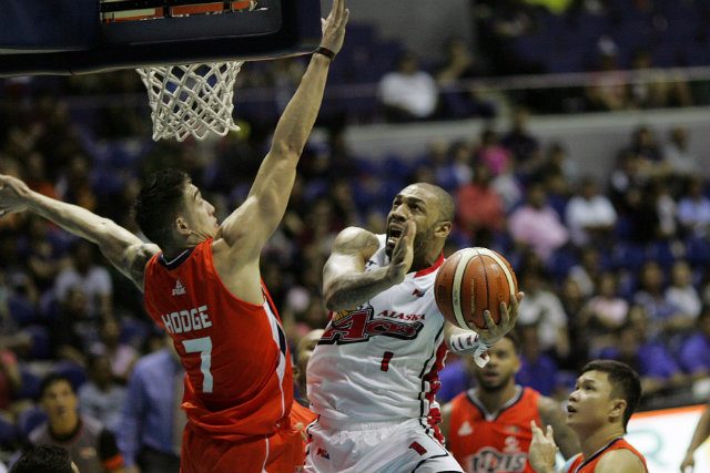Alaska’s defense carries them past gritty Meralco