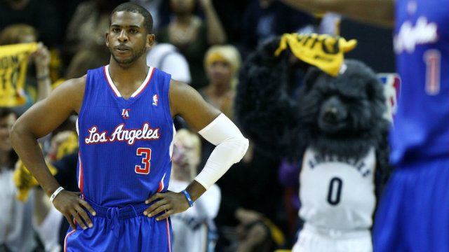 WATCH: Chris Paul fakes Kevin Durant, hits him in nuts