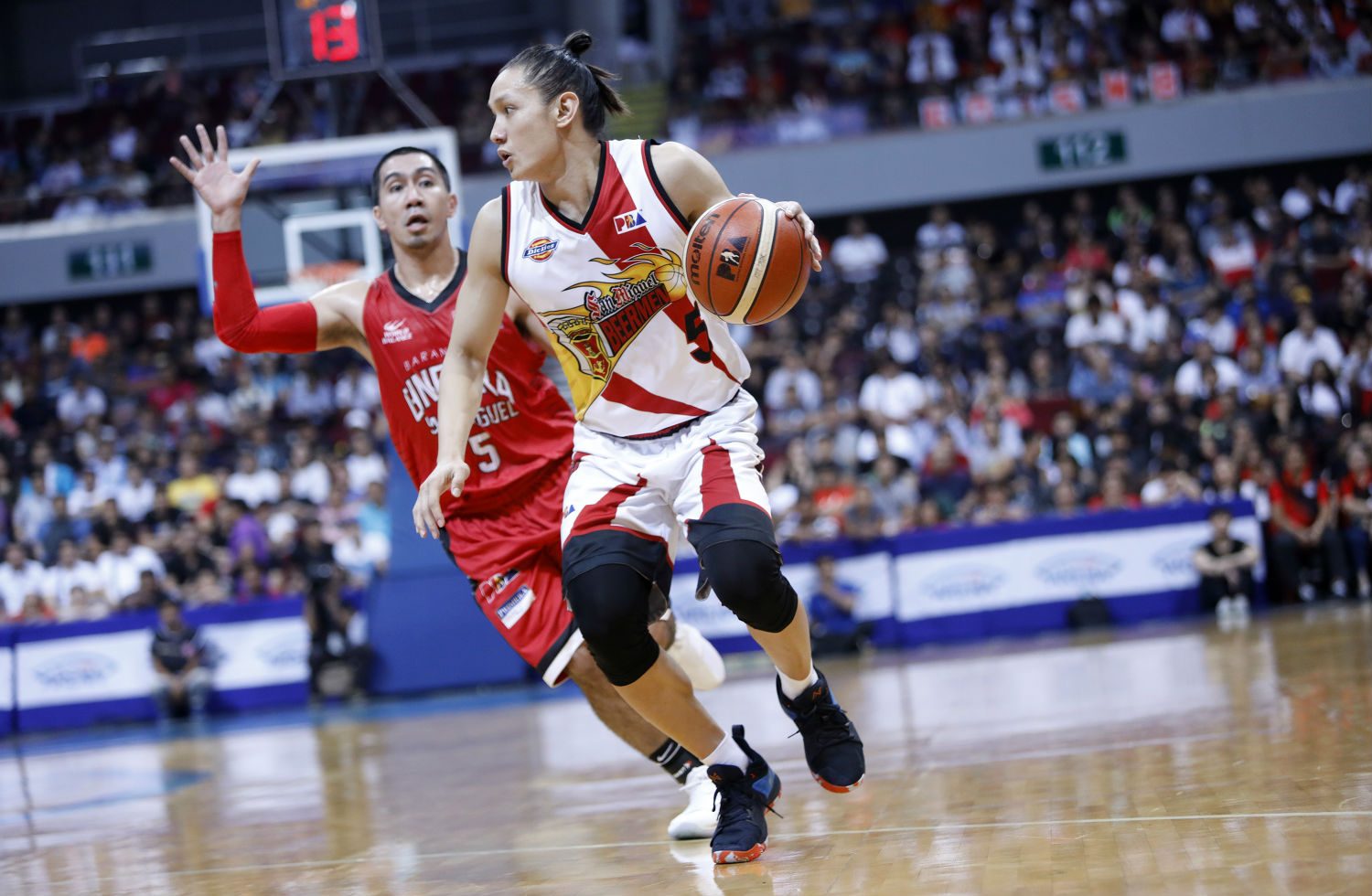 Hospitalized and all, Cabagnot proves clutch for San Miguel