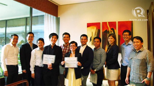 BUILDING THE FUTURE. The winning team with their mentors. L-R: COL Financial's President and CEO Dino Bate, Dr. Daniel Borja, Nigel Williamson Lee , Geoffrey Archangel Bautista, Corrine Francesca Reyes, Diego Mikhail de Ocampo, Miguel Alfonso Solidum, COL Financial's April Lee Tan, Dr. Arthur Cayanan, and Raymond Abara. Rappler file photo