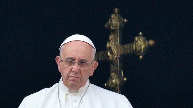 Pesan Natal Paus: Damai bagi dunia yang diamuk perang dan terorisme