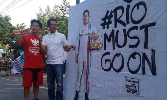 RIO MUST GO ON? Akankah Rio Haryanto menyelesaikan balapan di Formula 1 selama satu musim penuh? Foto dari Facebook/RioHaryanto 