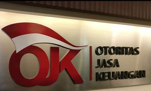 TUTUP. Otoritas Jasa Keuangan (OJK) menutup operasional layanan biro perjalanan umrah First Travel. Foto oleh ANTARA 