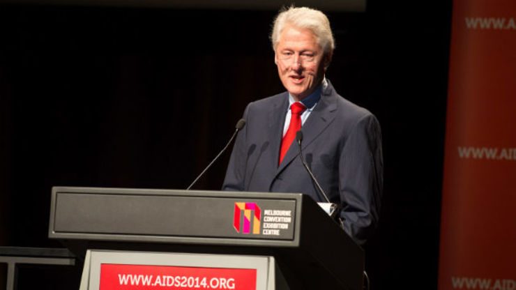 TRIBUTE. Clinton mourns lives lost on #MH17, praises progress made on HIV. Photo from the International AIDS Society.