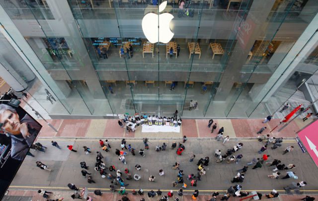 Apple fights bonded labor in supplier factories