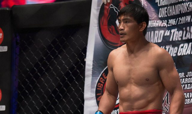 Eduard Folayang retains ONE lightweight title, decisions Ev Ting