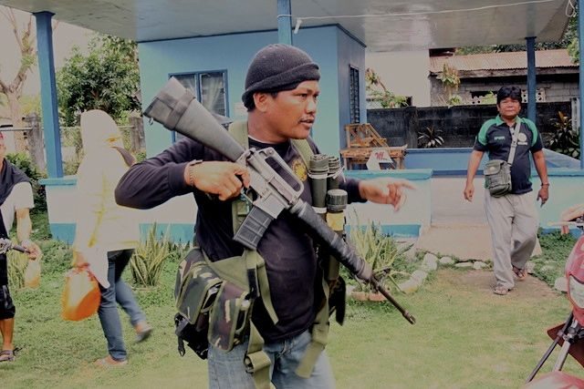 Civilians carry guns for defense vs BIFF rebels in Maguindanao