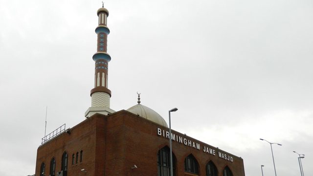 UK police probe attacks on 5 mosques in Birmingham