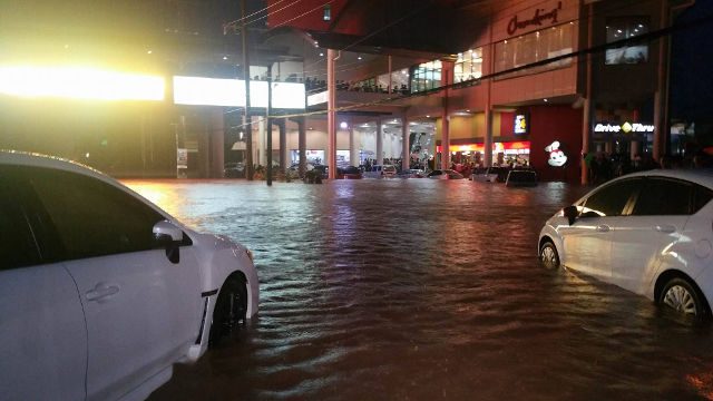 Thousands stranded as flash floods hit Cagayan de Oro