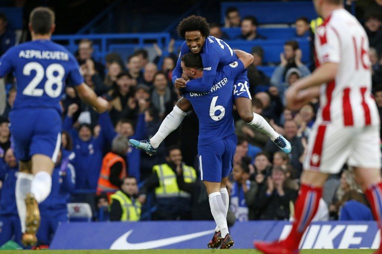 Chelsea outclasses Stoke in five-goal drubbing, Liverpool comes from behind to beat Leicester