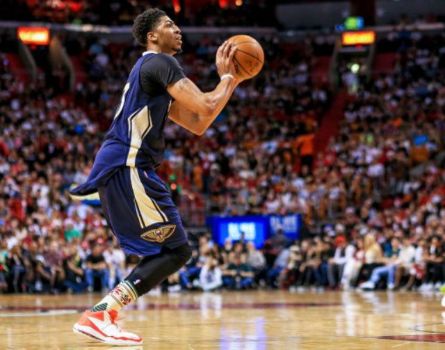 Pelicans’ Anthony Davis sprains ankle in Beijing pre-season game