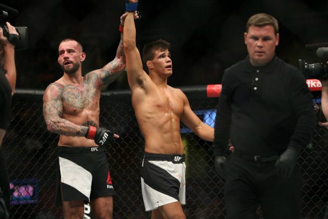 Mickey Gall spoils CM Punk’s MMA debut at UFC 203