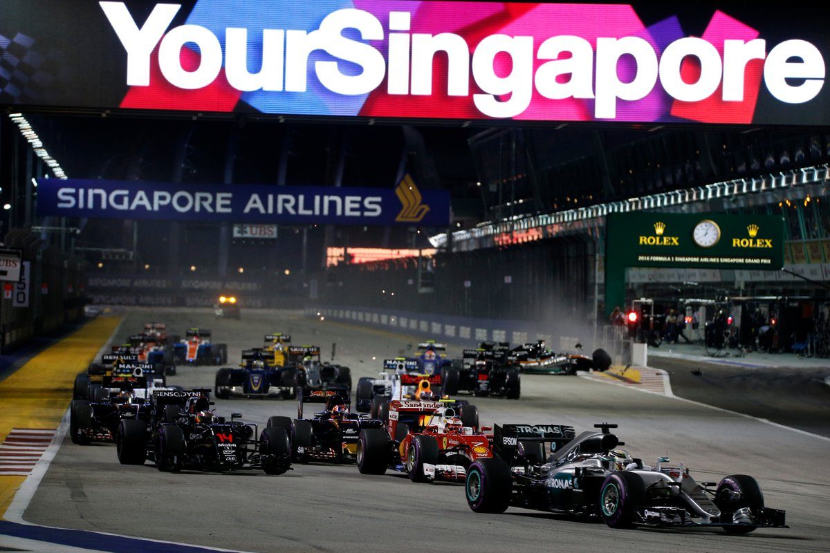 Hasil F1: Terdepan di GP Singapura, Rosberg geser Hamilton di puncak klasemen