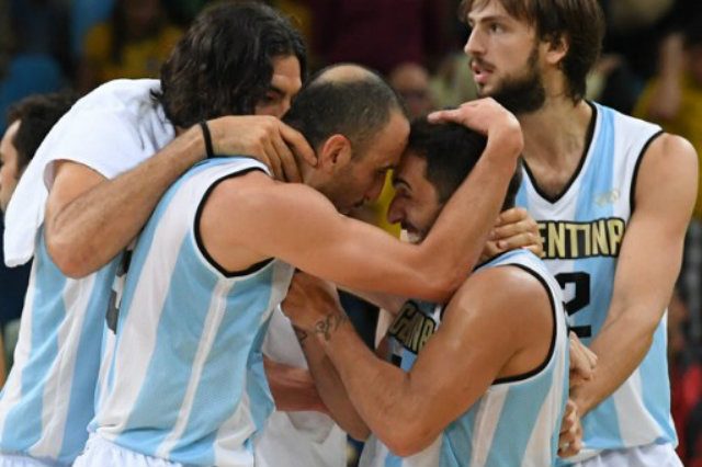 Argentina wins Brazil clash in double OT, Spain stays alive