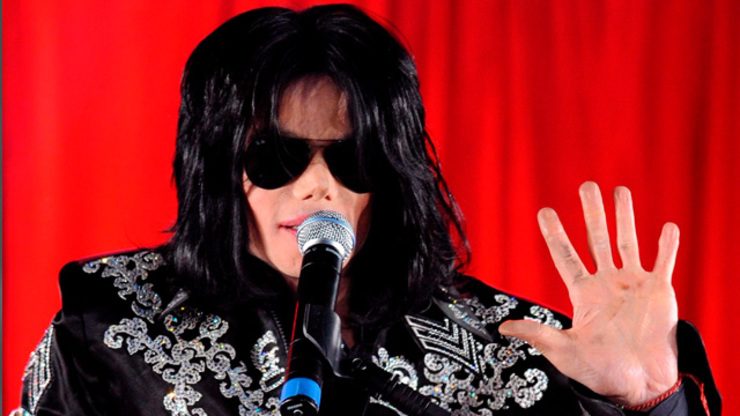 Man seeking to sue Michael Jackson for abuse, 5 years after death