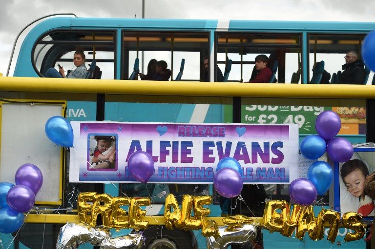 Alfie Evans, British toddler at center of legal battle, dies