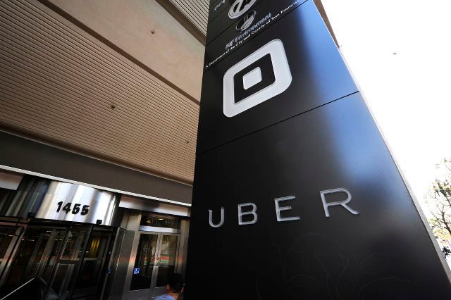 DIUBER-UBER. Logo Uber di kantor pusat di San Francisco, Kalifornia, AS. Foto oleh EPA 