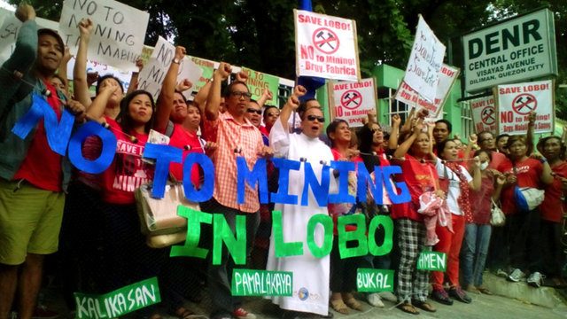 REDRESS OF GRIEVANCES. BUKAL, together with the Archdiocesan Ministry for the Environment of Batangas and the people of Lobo, brought their protests before the central office of the Department of Environment and Natural Resources. (Photo from the Gawad Bayani ng Kalikasan) 