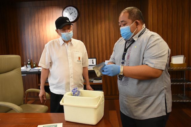 Ramon Ang donates coronavirus kits as PH struggles with testing