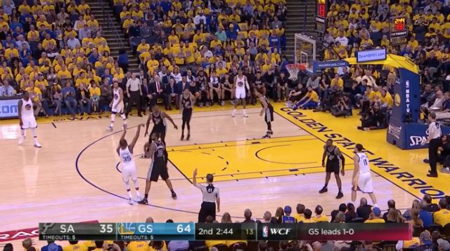 WATCH: Aldridge steps under Durant in another risky closeout