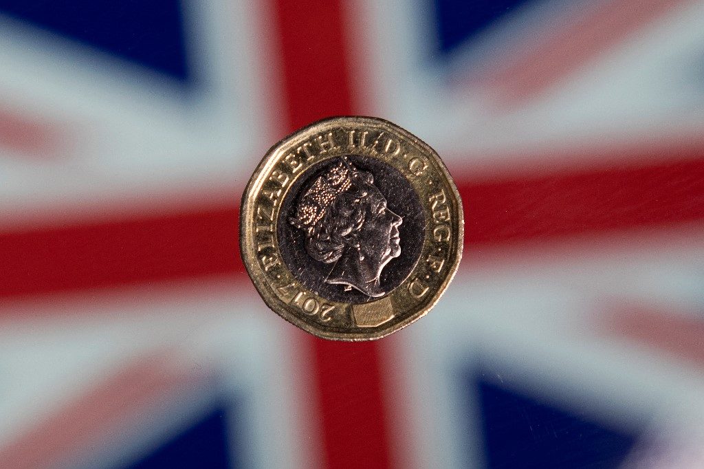 UK ‘pauses’ production of Brexit coin as delay looms