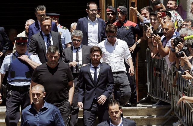 Terbukti gelapkan pajak, Messi dijatuhi hukuman 21 bulan penjara