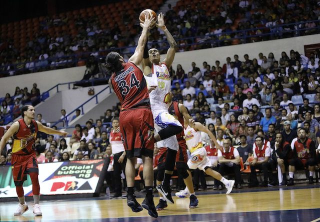 Rain or Shine squeaks past San Miguel in OT, sends Beermen to 2nd loss