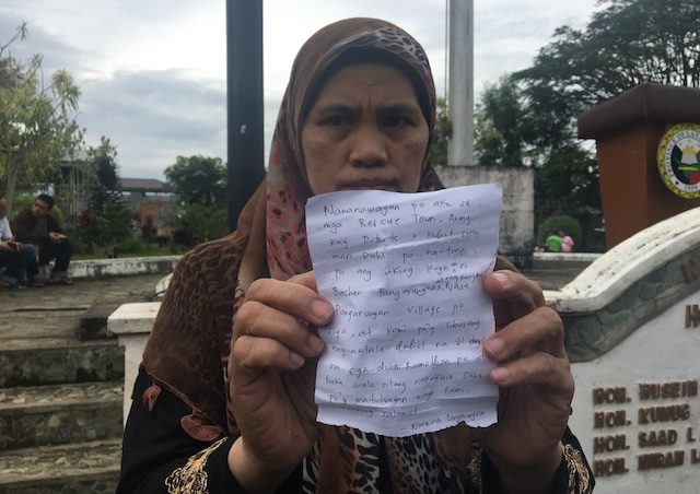 Trapped Marawi residents dying of hunger?