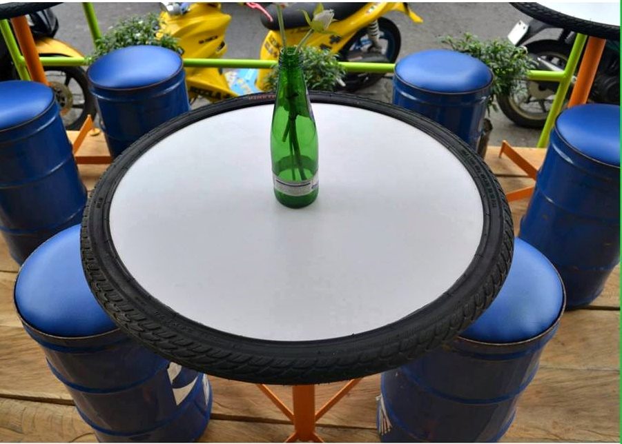 UPCYCLING. This set was made from water drums and car tire. 