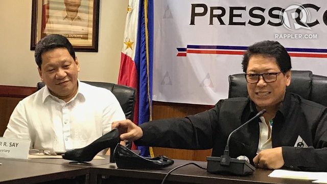 RESIGNATION. Labor Undersecretary for Employment and Policy Support Dominador Say (left) and Labor Secretary Silvestre Bello III in a press conference in August 2017. File photo by Patty Pasion/Rappler 