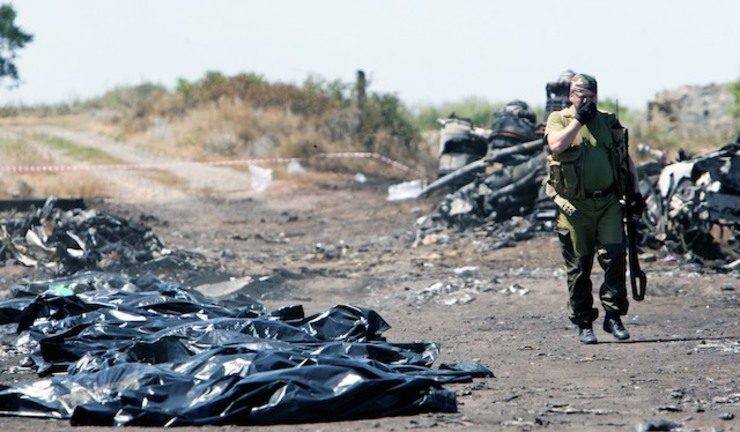 MH17: Bodies leave Ukraine war zone, rebels call truce