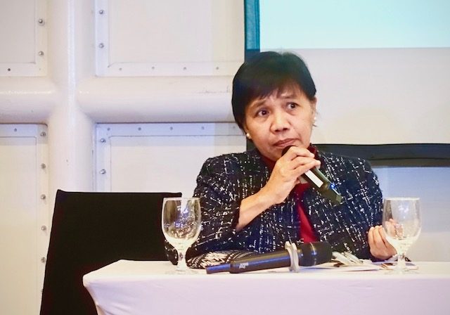 SPEAKING OUT. PCIJ's Malou Mangahas hits the Duterte administration for its 'confusing' stand on foreign aid and grants. Photo by Rambo Talabong/Rappler 