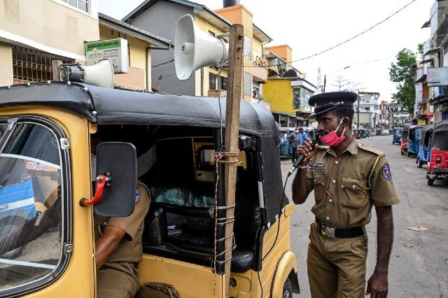 Sri Lanka extends lockdown as virus cases spike