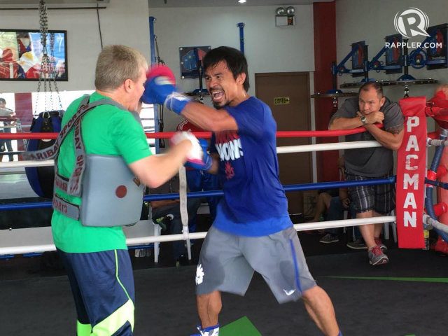 Roach: Pacquiao will knock out Mayweather ‘very late in the fight’