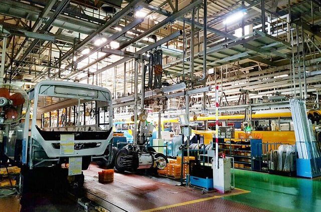 Hyundai car workers start first full strike in 12 years