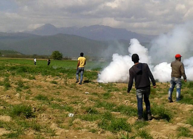 Hundreds hurt as police tear gas migrants on Greek border