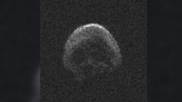 Dead comet with skull face to hurtle by Earth on Halloween